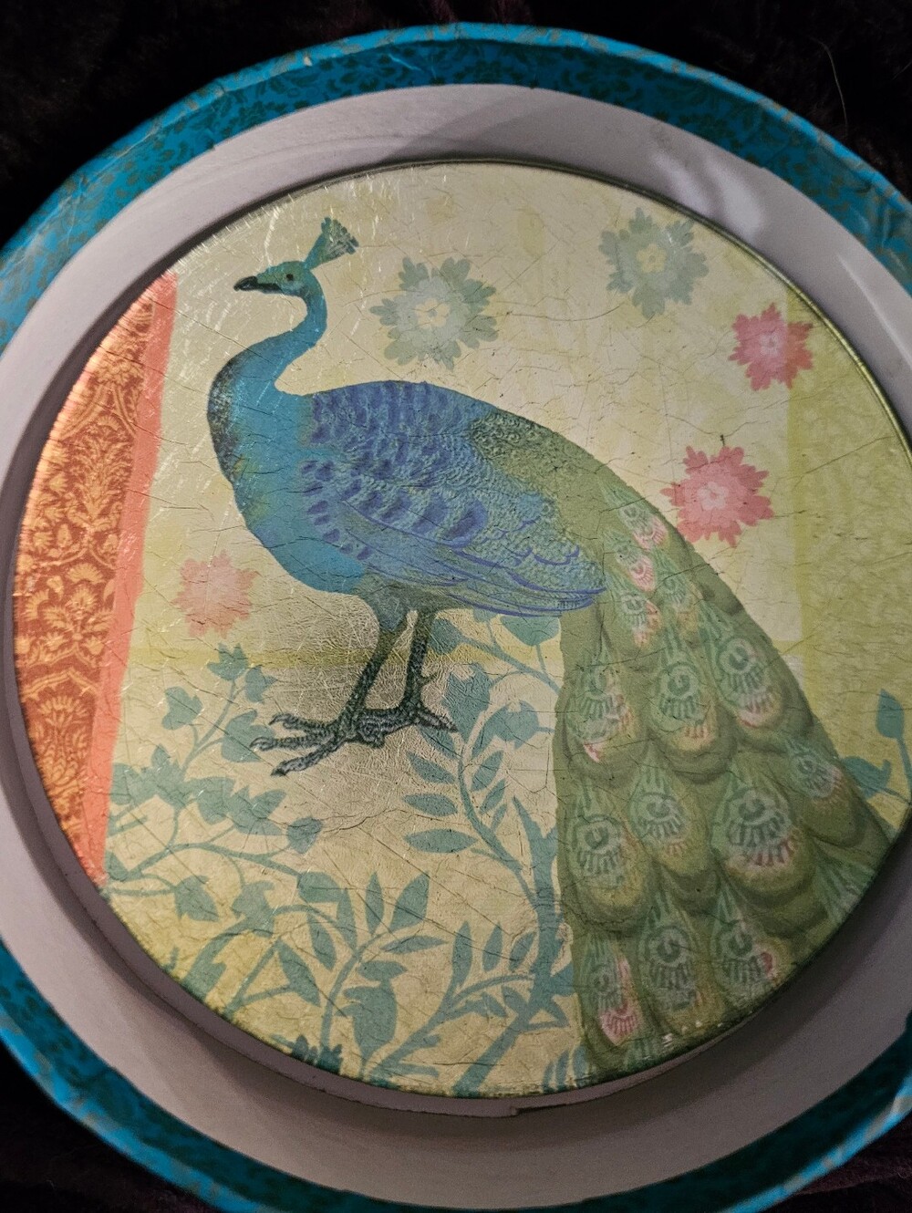 NIB Pier 1 Imports Peacock 6” Glass Appetizer Plates Set of 4 Retired - Picture 3 of 7